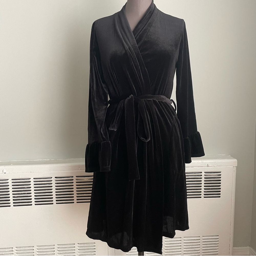 Wendy Gleze black velvet belted robe with pockets and ruffled sleeve